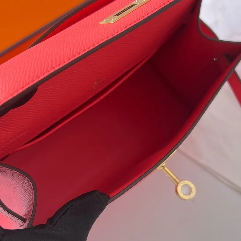 Kelly Pochette Handmade Bag In Rose Texas Epsom Calfskin