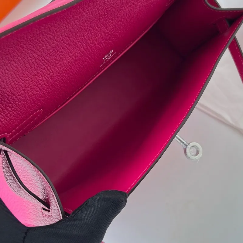 Kelly Pochette Handmade Bag In Rose Mexico Chevre Mysore Leather