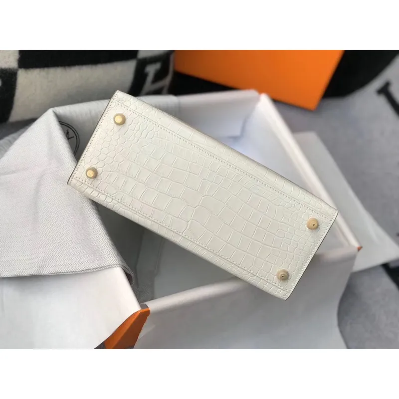 Kelly 28cm Bag In White Embossed Crocodile GHW