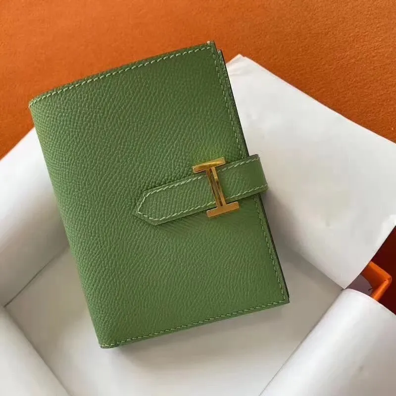 Hermes Bearn Compact Wallet In Vert Criquet Epsom Leather