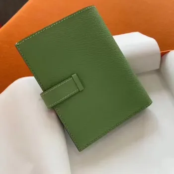 Hermes Bearn Compact Wallet In Vert Criquet Epsom Leather
