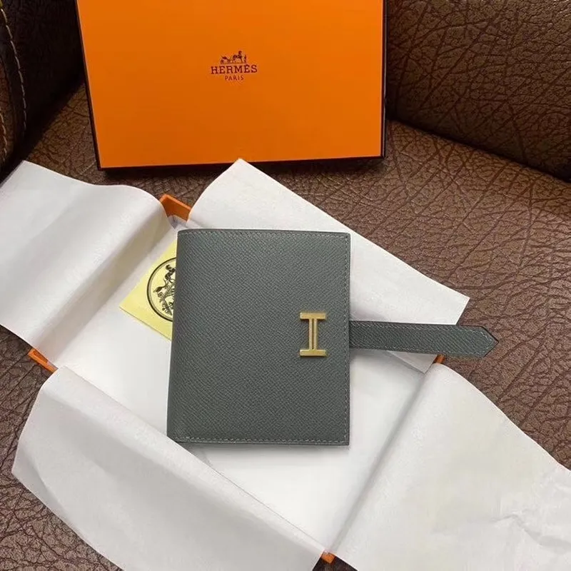 Hermes Bearn Compact Wallet In Vert Amande Epsom Leather