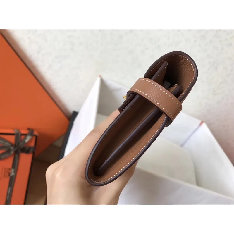 Kelly Classic Long Wallet In Brown Epsom Leather