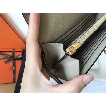 Kelly Classic Long Wallet In Grey Epsom Leather