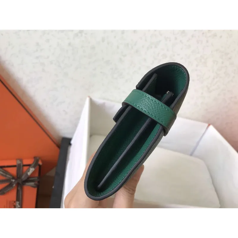 Kelly Classic Long Wallet In Malachite Epsom Leather